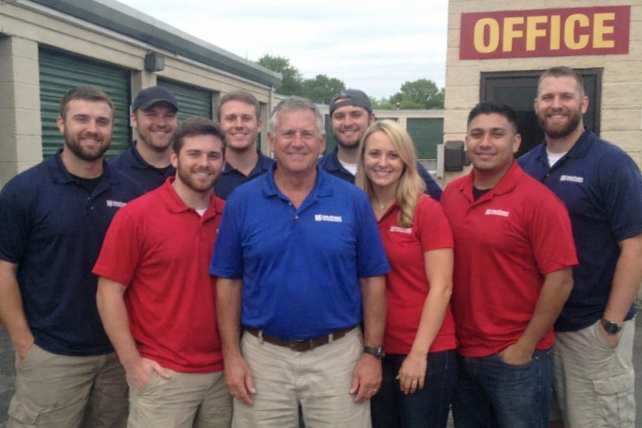 Water damage restoration professionals in Middletown, OH